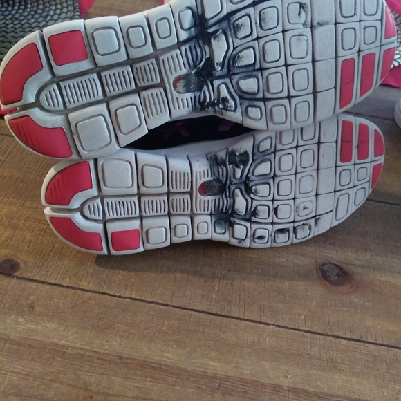 Nike Free Run 2 Girls youths size 6y - Picture 9 of 9